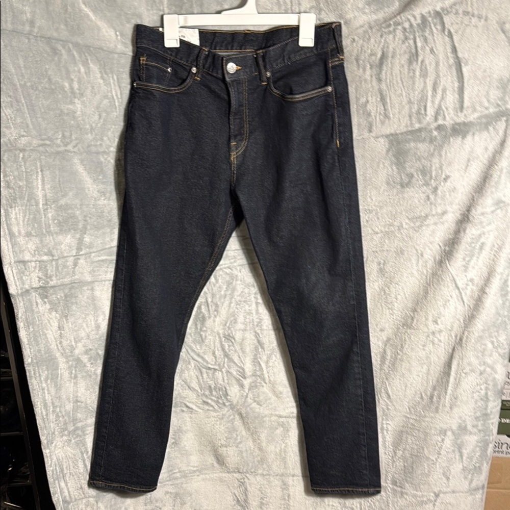h&M jeans men’s slim fit dark wash 33X30 great condition